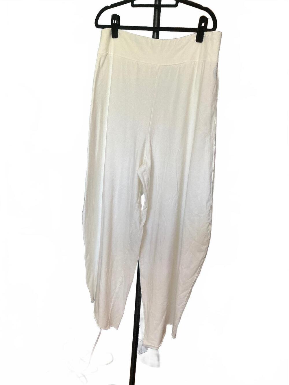 #FP100 NWOT FP Movement Hot Shot Easy Pant, Size L